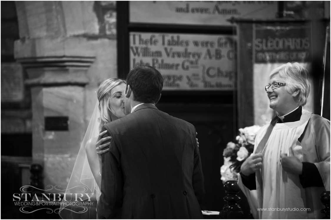 wedding-photography-samlesbury-hall-014