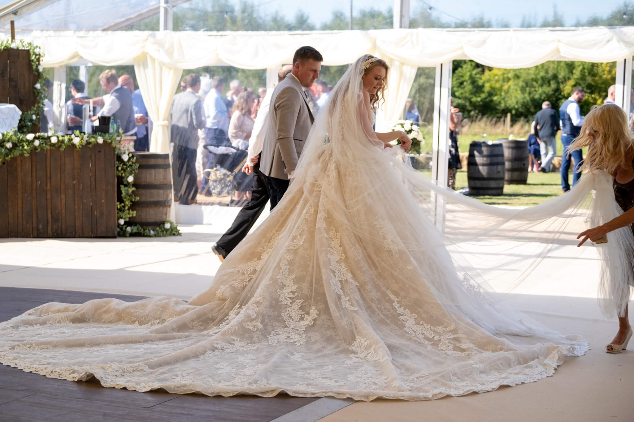 cheshire-bride-wedding-dress-ideas