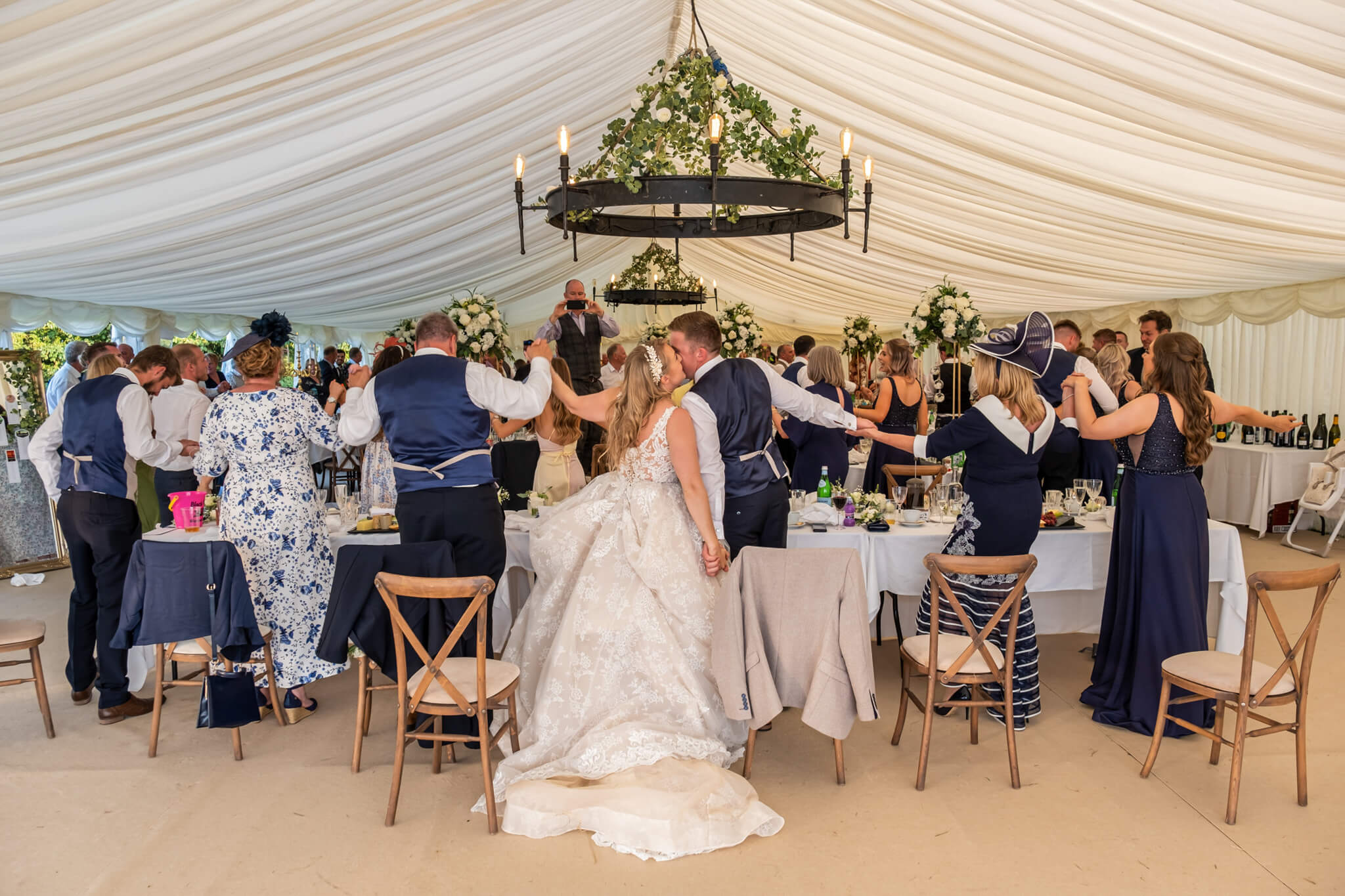 cheshire-marquee-wedding-photography-ideas