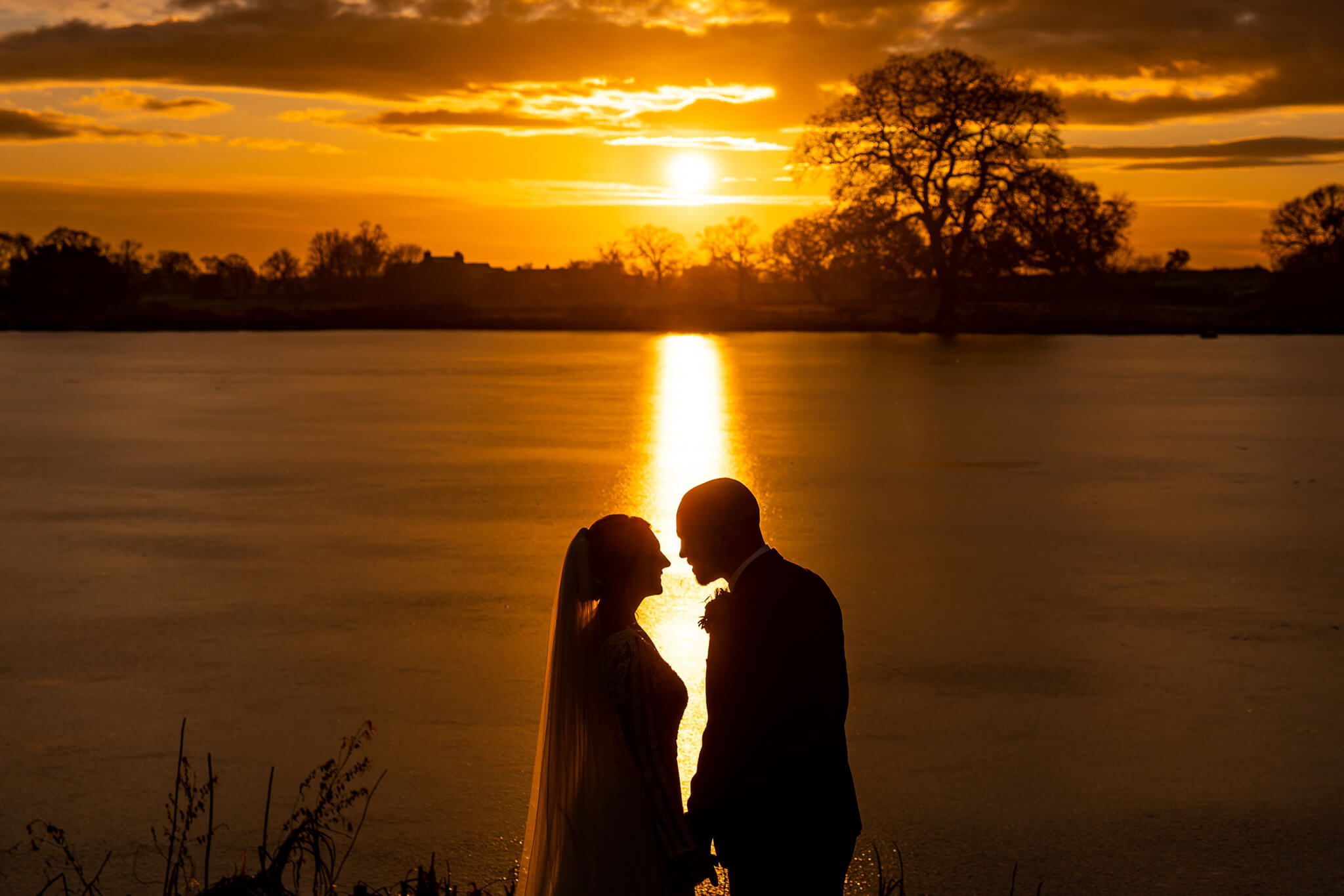 sandhole-oak-barn-wedding-photography-cheshire-photographers-stanbury-photo